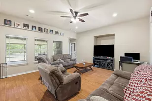 124 Chambers Creek Cir, Maypearl, TX 76064 - Photo 5