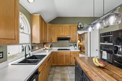607 Grimsworth Court, Allen, TX 75002 - Photo 11