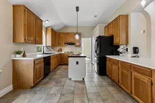 607 Grimsworth Ct, Allen, TX 75002 - Photo 11