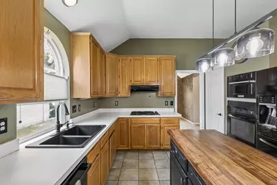 607 Grimsworth Court, Allen, TX 75002 - Photo 11