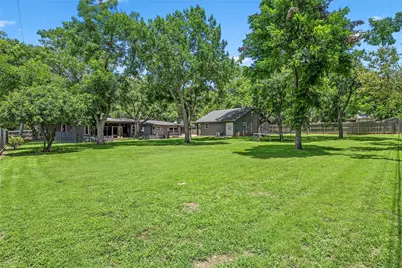 4916 Ridgeview Drive, Waco, TX 76710 - Photo 29