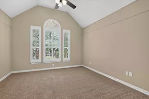 702 Buttermilk Dr, Arlington, TX 76006 - Photo 25