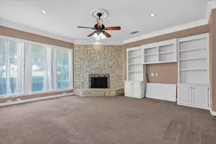 702 Buttermilk Dr, Arlington, TX 76006 - Photo 19