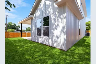 2133 Amanda Avenue, Fort Worth, TX 76105 - Photo 21