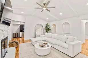 2304 Babalos Ln, Dallas, TX 75228 - Photo 7