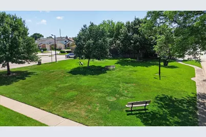 2952 Canis Circle, Garland, TX 75044 - Photo 31