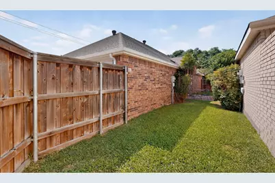 2702 Garden Springs Drive, Richardson, TX 75082 - Photo 35