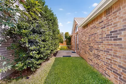 2702 Garden Springs Drive, Richardson, TX 75082 - Photo 9