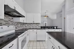 2702 Garden Springs Dr, Richardson, TX 75082 - Photo 13