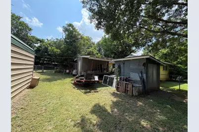 809 S Van Buren, McGregor, TX 76657 - Photo 37