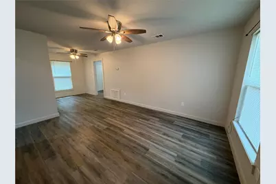 809 S Van Buren, McGregor, TX 76657 - Photo 5