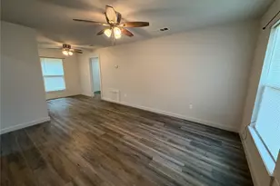 809 S Van Buren, McGregor, TX 76657 - Photo 5