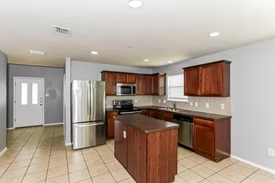 9233 Monument Court, Fort Worth, TX 76244 - Photo 9
