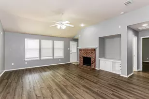 9233 Monument Ct, Fort Worth, TX 76244 - Photo 5