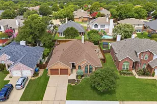 2217 Golden Arrow Dr, Flower Mound, TX 75028 - Photo 3