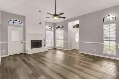111 Homestead Drive, Lancaster, TX 75146 - Photo 17