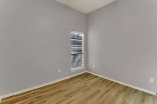 111 Homestead Dr, Lancaster, TX 75146 - Photo 27