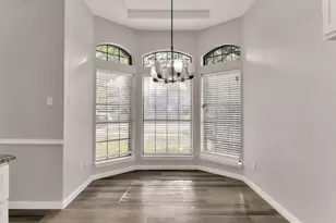 111 Homestead Dr, Lancaster, TX 75146 - Photo 11