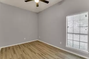 111 Homestead Dr, Lancaster, TX 75146 - Photo 29