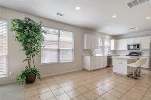 11948 Brown Fox Dr, Fort Worth, TX 76244 - Photo 11