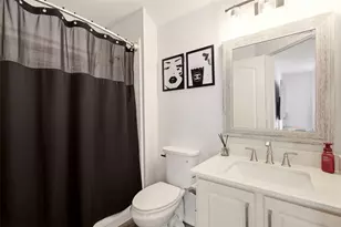 1744 Ivy Ln, Carrollton, TX 75007 - Photo 25