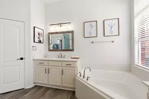 1744 Ivy Ln, Carrollton, TX 75007 - Photo 17