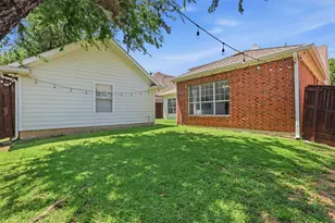 1744 Ivy Ln, Carrollton, TX 75007 - Photo 29