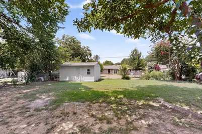 303 Westwood Drive, Euless, TX 76039 - Photo 25