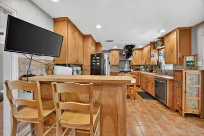 9840 Twin Creek Drive, Dallas, TX 75228 - Photo 25