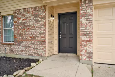 829 Santa Rosa Drive, Fort Worth, TX 76052 - Photo 3
