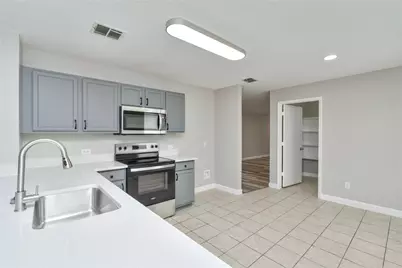 829 Santa Rosa Drive, Fort Worth, TX 76052 - Photo 11