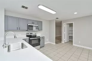 829 Santa Rosa Dr, Fort Worth, TX 76052 - Photo 11