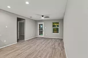 4519 Yancy St, Dallas, TX 75216 - Photo 19