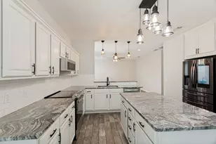 4812 Parkmount Dr, Fort Worth, TX 76137 - Photo 9