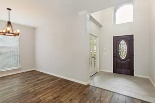 4812 Parkmount Dr, Fort Worth, TX 76137 - Photo 3