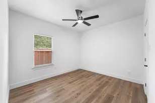 510 Paradise St, Fort Worth, TX 76111 - Photo 23