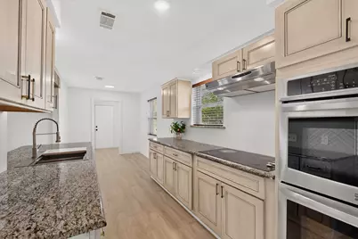 906 Pinedale Lane, Dallas, TX 75241 - Photo 13