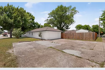 906 Pinedale Lane, Dallas, TX 75241 - Photo 31