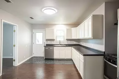 205 E Nelson Street, Bowie, TX 76230 - Photo 13