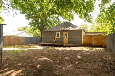 205 E Nelson Street, Bowie, TX 76230 - Photo 19