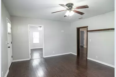 205 E Nelson Street, Bowie, TX 76230 - Photo 7
