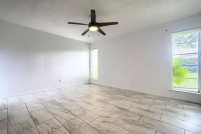 821 Prestwick Street, Bedford, TX 76022 - Photo 17