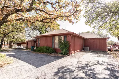 121 Fairway Drive, Nocona, TX 76255 - Photo 3