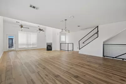 2200 N Peak Street, Dallas, TX 75204 - Photo 15