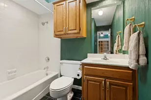 7450 Holly Hill Dr, Dallas, TX 75231 - Photo 25