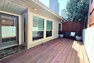 7450 Holly Hill Dr, Dallas, TX 75231 - Photo 27