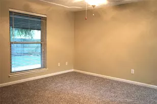 2504 Avonhill Dr, Arlington, TX 76015 - Photo 15