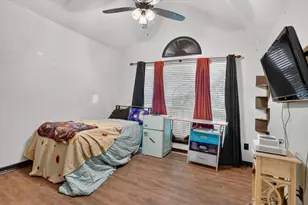 1017 Co Rd 3555, Paradise, TX 76073 - Photo 15