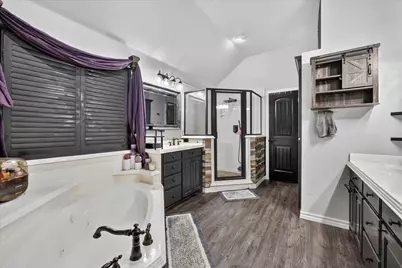 1017 County Road 3555, Paradise, TX 76073 - Photo 17