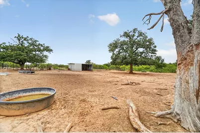 1017 County Road 3555, Paradise, TX 76073 - Photo 33